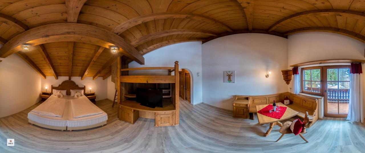 Landhotel Laerchenhuegel اوبرامرغو المظهر الخارجي الصورة